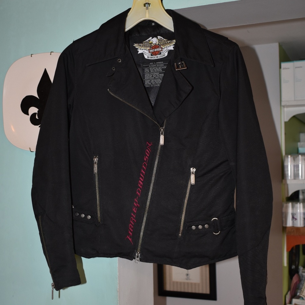 Woman's Small Black Harley Davidson  Jacket